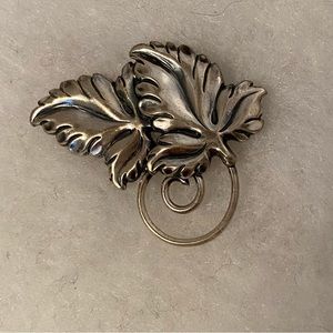 JEWELART BROOCH PIN STERLING SILVER LEAF LEAVES SIGNED VINTAGE 7.2 g